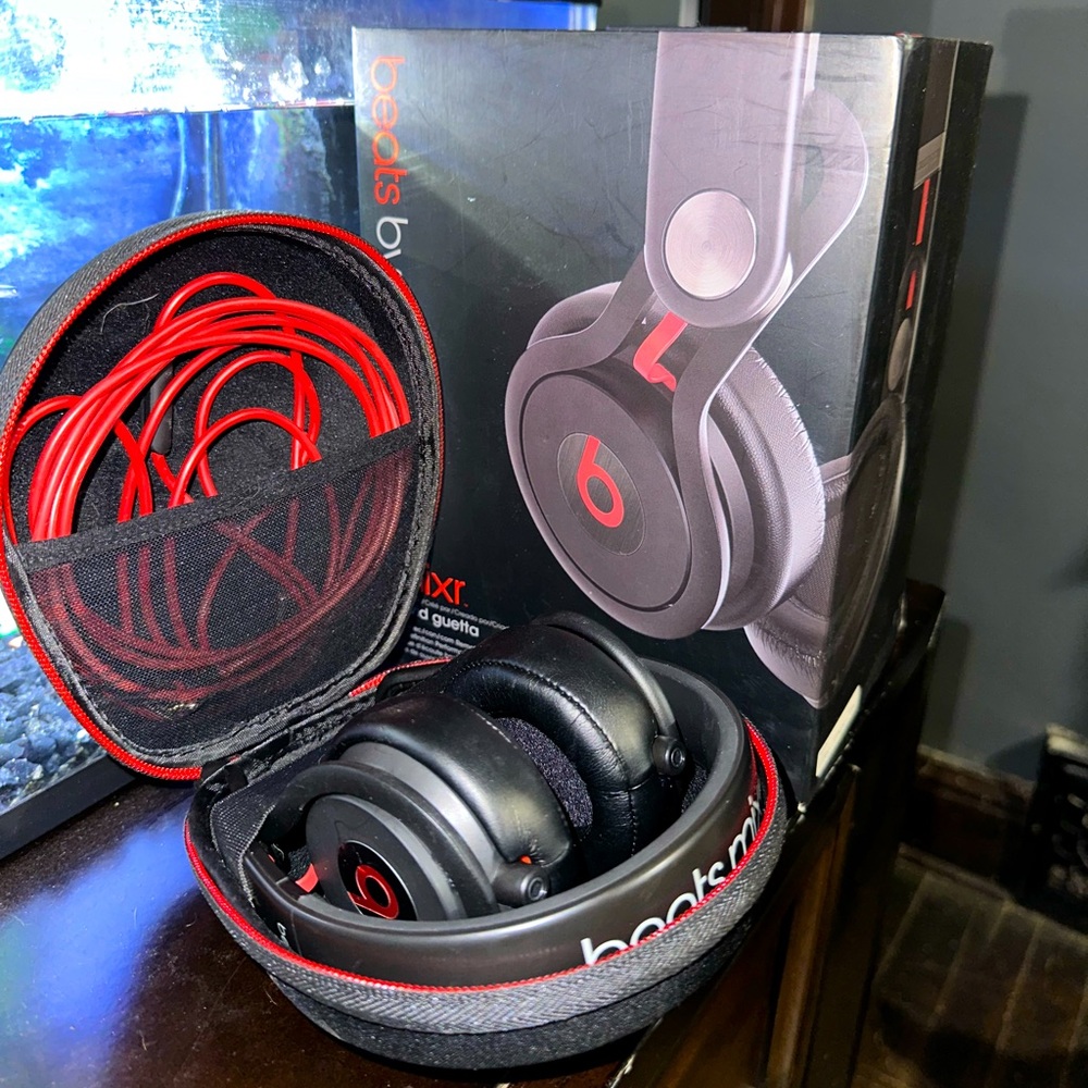 COPY - Beats by Dre Mixr Wired Headphones